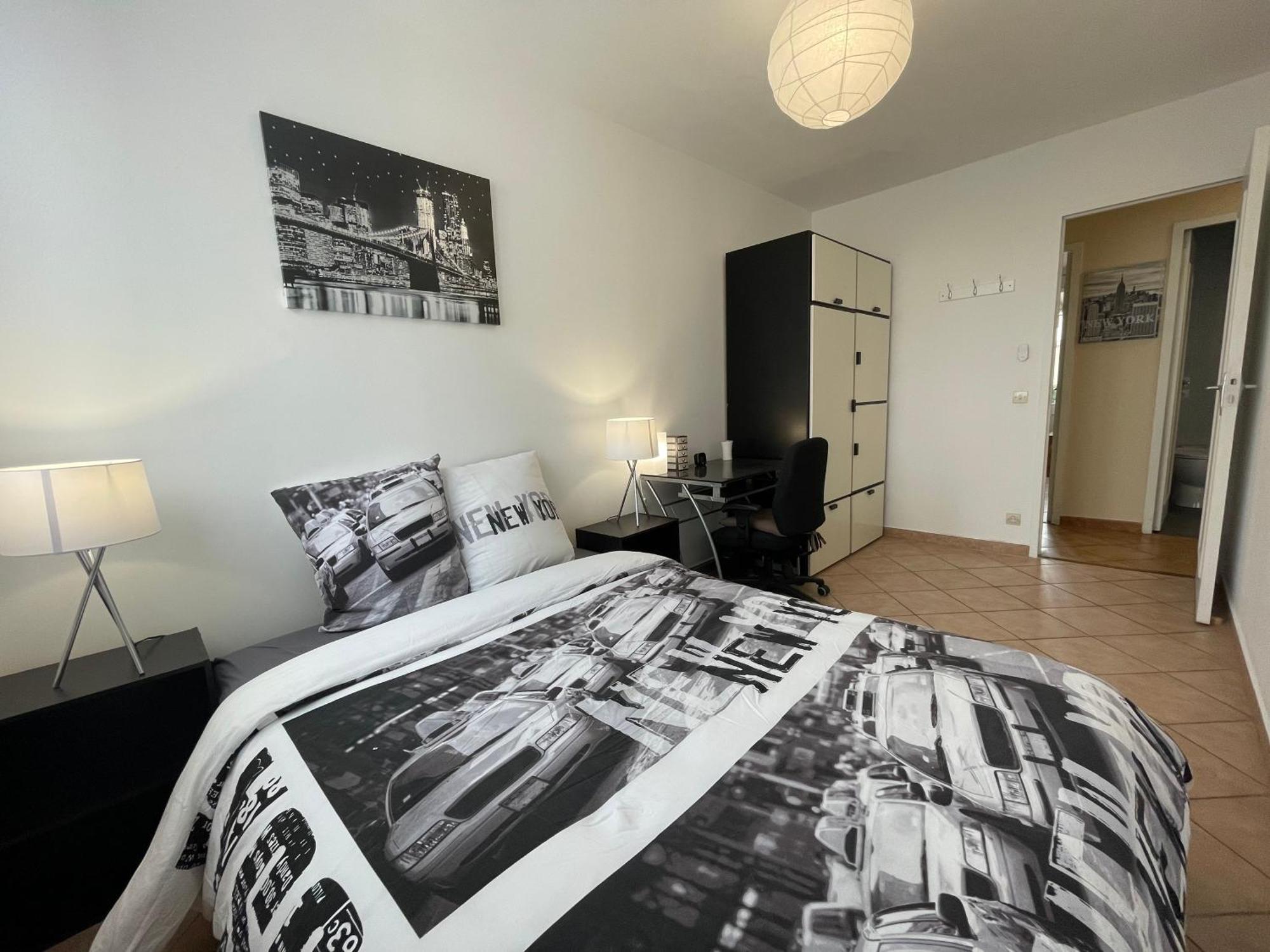 Chambre Privee En Colocation Dans Un Appartement Vaulx En Velin Centre Ngoại thất bức ảnh